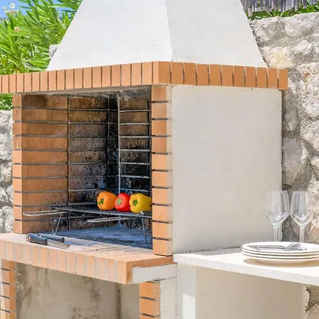 Massari Hills 8 Villa *