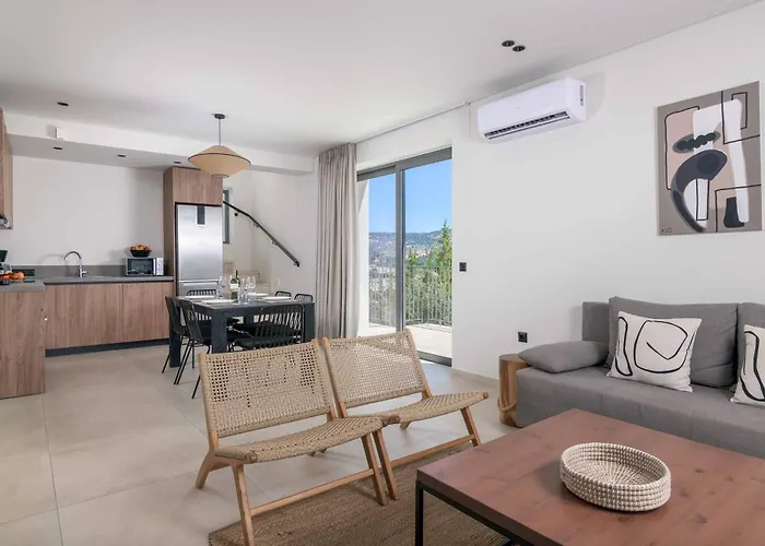 Massari Hills 8 Вилла Malona Village